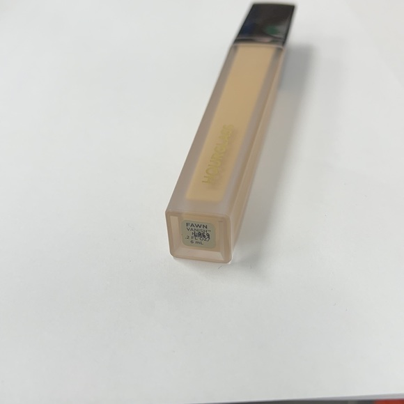 HOURGLASS - Picture 3 of 3